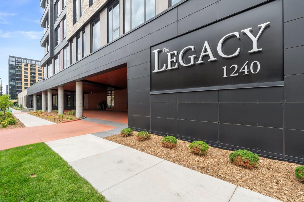 1240 South 2nd Street, Unit 719 Minneapolis, MN 55415 - Photo 25 of 45