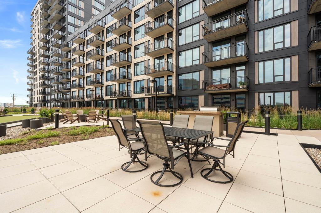 1240 South 2nd Street, Unit 719 Minneapolis, MN 55415 - Photo 32 of 45