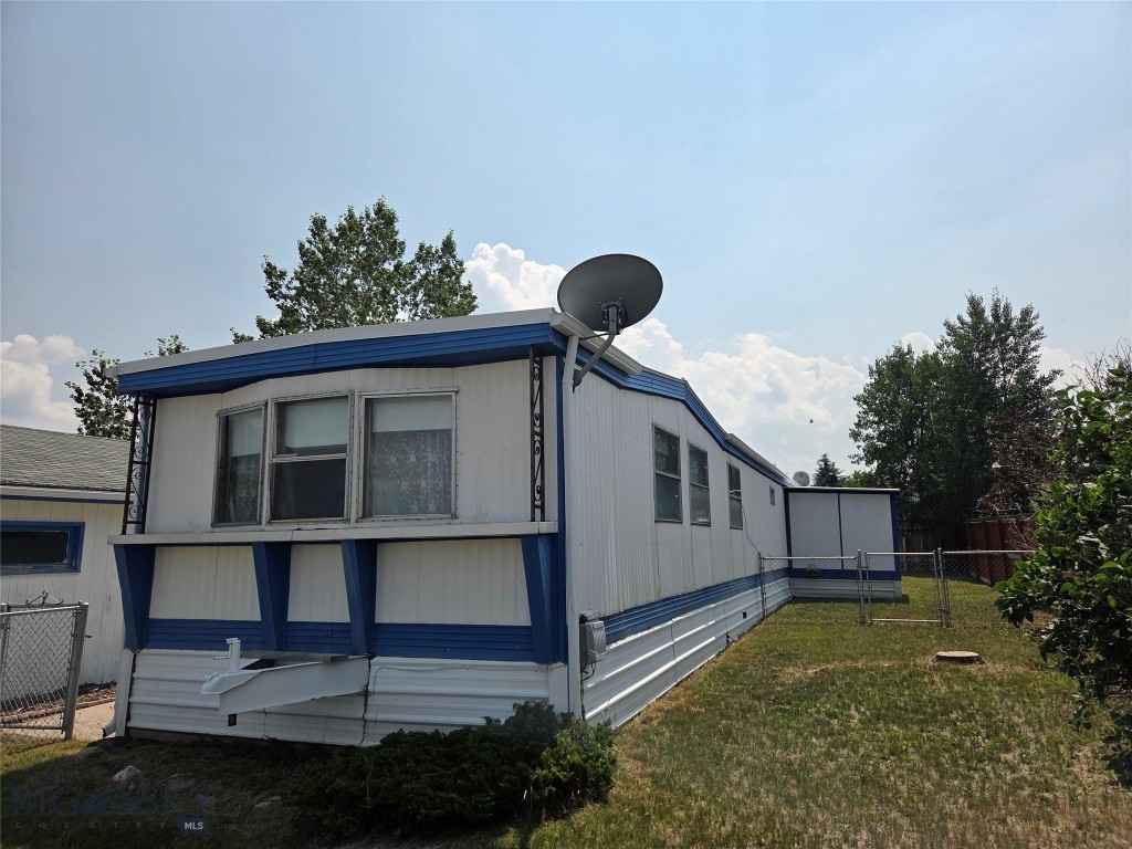 1426 Sunset Road Butte, MT 59701 - Photo 2 of 8 Gallery Image 2