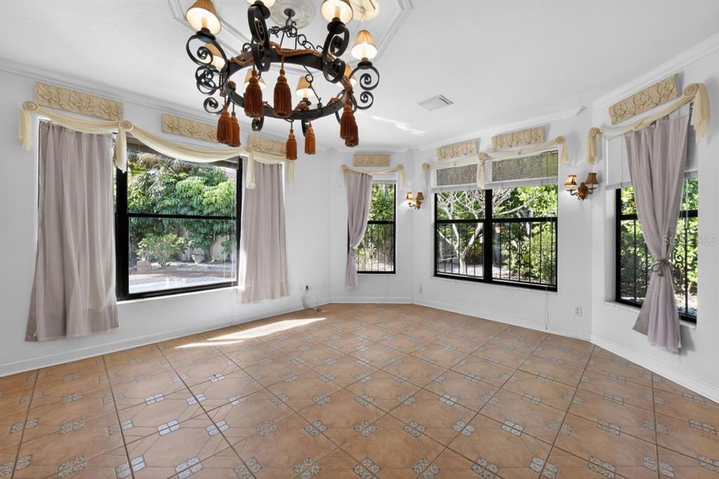 328 Sorrento Street Venice, FL 34285 - Photo 31 of 49