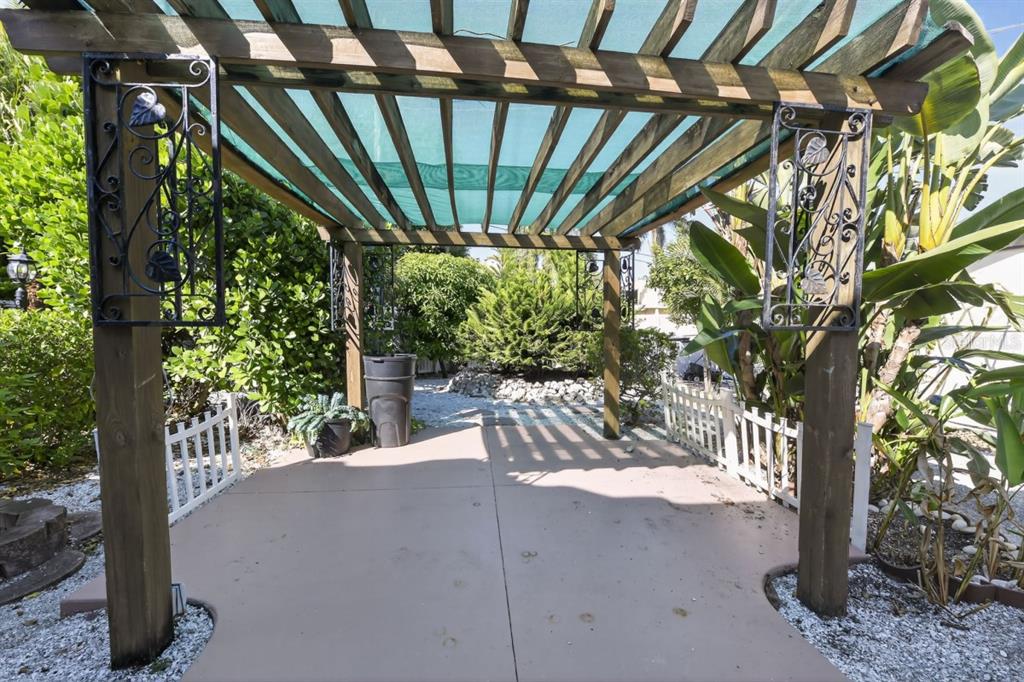 328 Sorrento Street Venice, FL 34285 - Photo 49 of 49 a view of outdoor space and yard