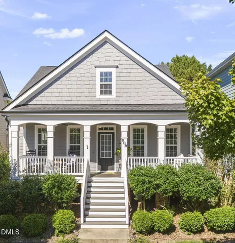 $525,000 | 608 Skygrove Drive, Holly Springs, NC 27540