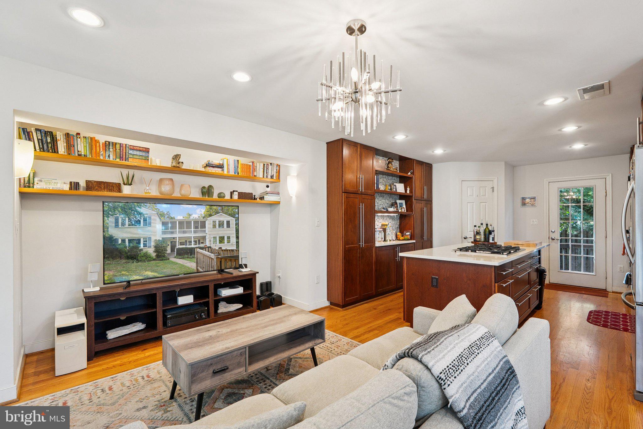 1432 Crestridge Drive Silver Spring, MD 20910 - Photo 5 of 52 a large living room with dining room