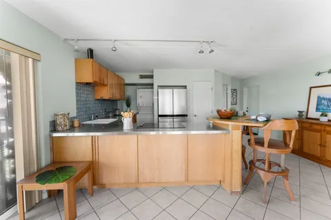 $320,000 | 480 Pio Drive, Unit 310, Wailuku, HI 96793