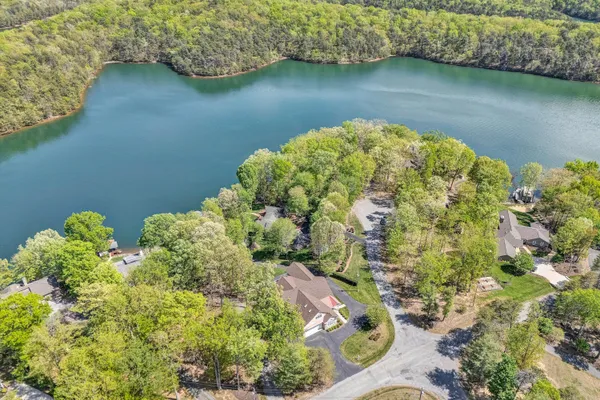 $1,795,000 | 250 Deerwood Drive, Huddleston, VA 24104