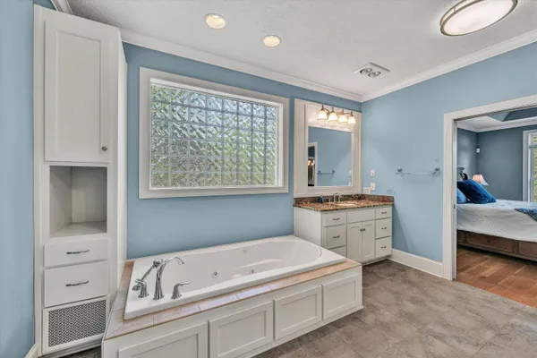 $1,795,000 | 250 Deerwood Drive, Huddleston, VA 24104