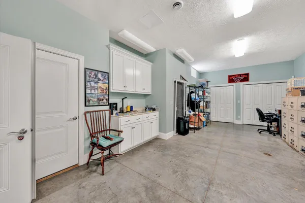 $1,795,000 | 250 Deerwood Drive, Huddleston, VA 24104