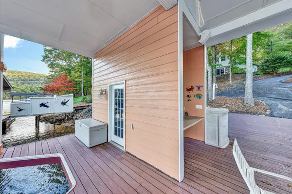 $1,795,000 | 250 Deerwood Drive, Huddleston, VA 24104