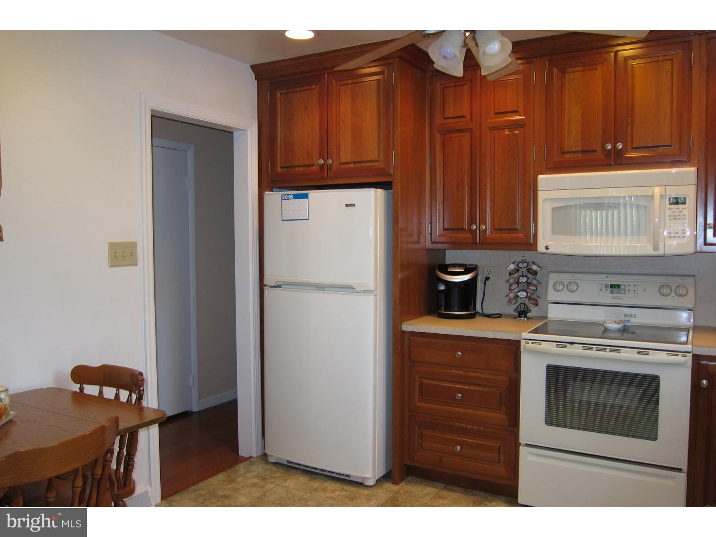 442 Calyn Drive Reading, PA 19607 - Photo 10 of 24 Gallery Image 10