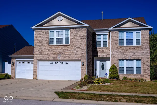 $2,400 | 10634 Cyrus Drive, Indianapolis, IN 46231