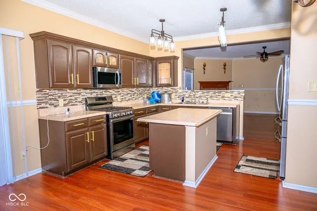 $2,400 | 10634 Cyrus Drive, Indianapolis, IN 46231