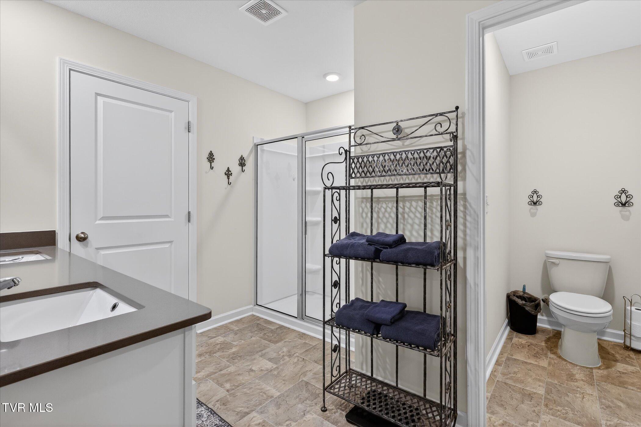 2512 Bridgeforth Crossing Kingsport, TN 37664 - Photo 21 of 55 21