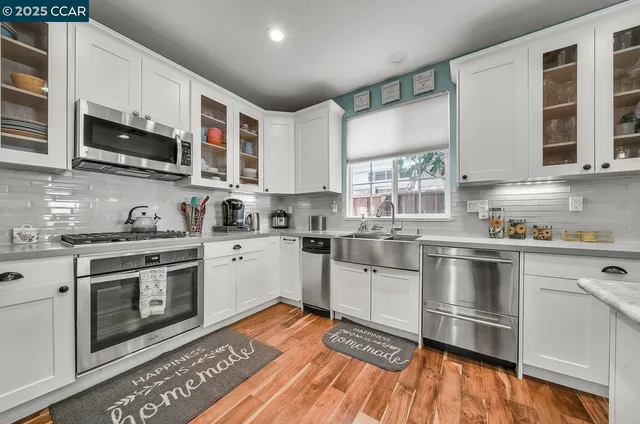 $985,000 | 22 Village Square Place, Pleasant Hill, CA 94523