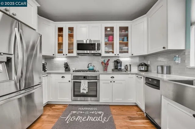 $985,000 | 22 Village Square Place, Pleasant Hill, CA 94523