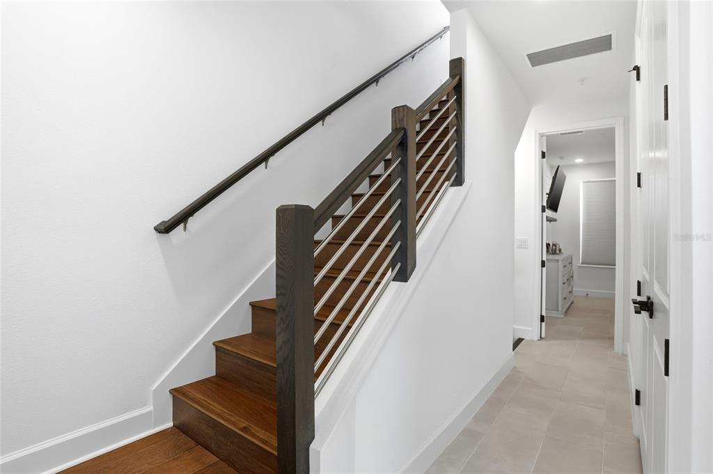 2038 Packing District Way Orlando, FL 32804 - Photo 27 of 39 a view of entryway