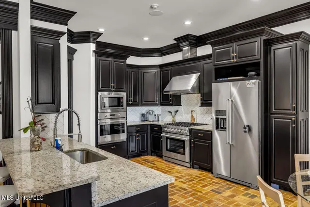 $915,000 | 315 Goose Pointe Boulevard, Biloxi, MS 39531