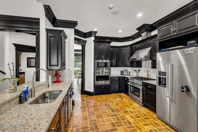 $915,000 | 315 Goose Pointe Boulevard, Biloxi, MS 39531