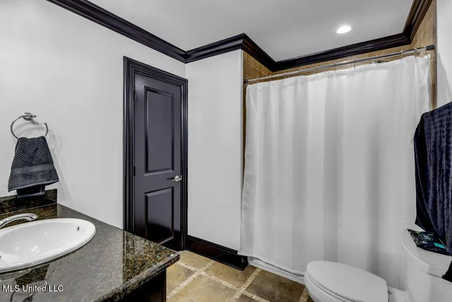 $915,000 | 315 Goose Pointe Boulevard, Biloxi, MS 39531