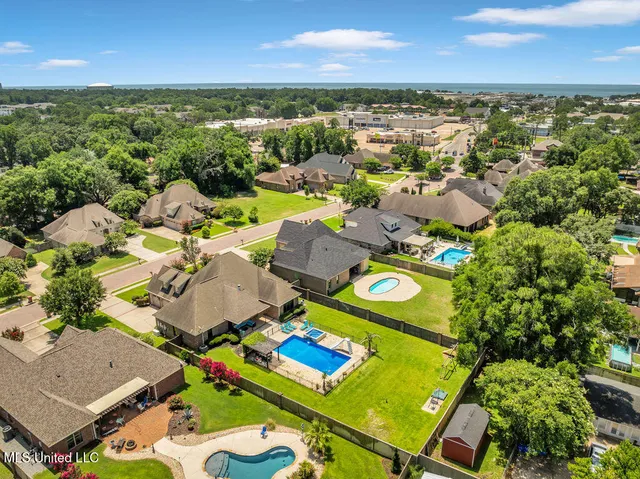 $915,000 | 315 Goose Pointe Boulevard, Biloxi, MS 39531