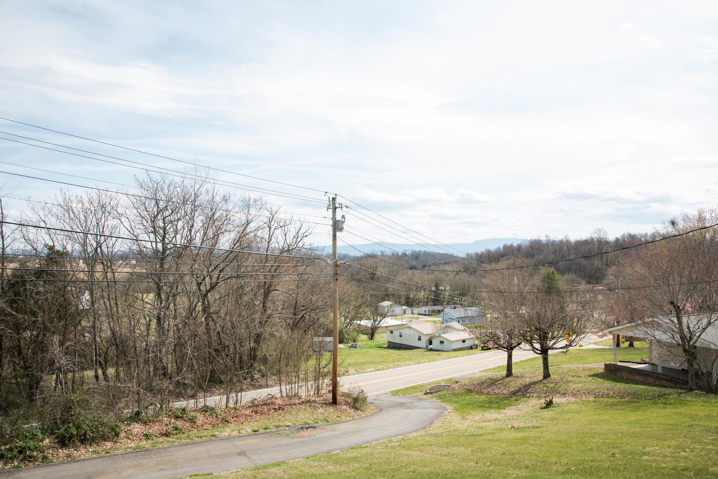 565 Rheatown Road Chuckey, TN 37641 - Photo 4 of 62 DSC_4902
