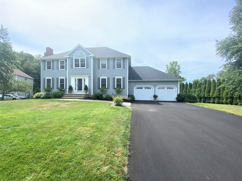 3 Tree Top Way Methuen, MA 01844 - Photo 7 of 8 Gallery Image 7