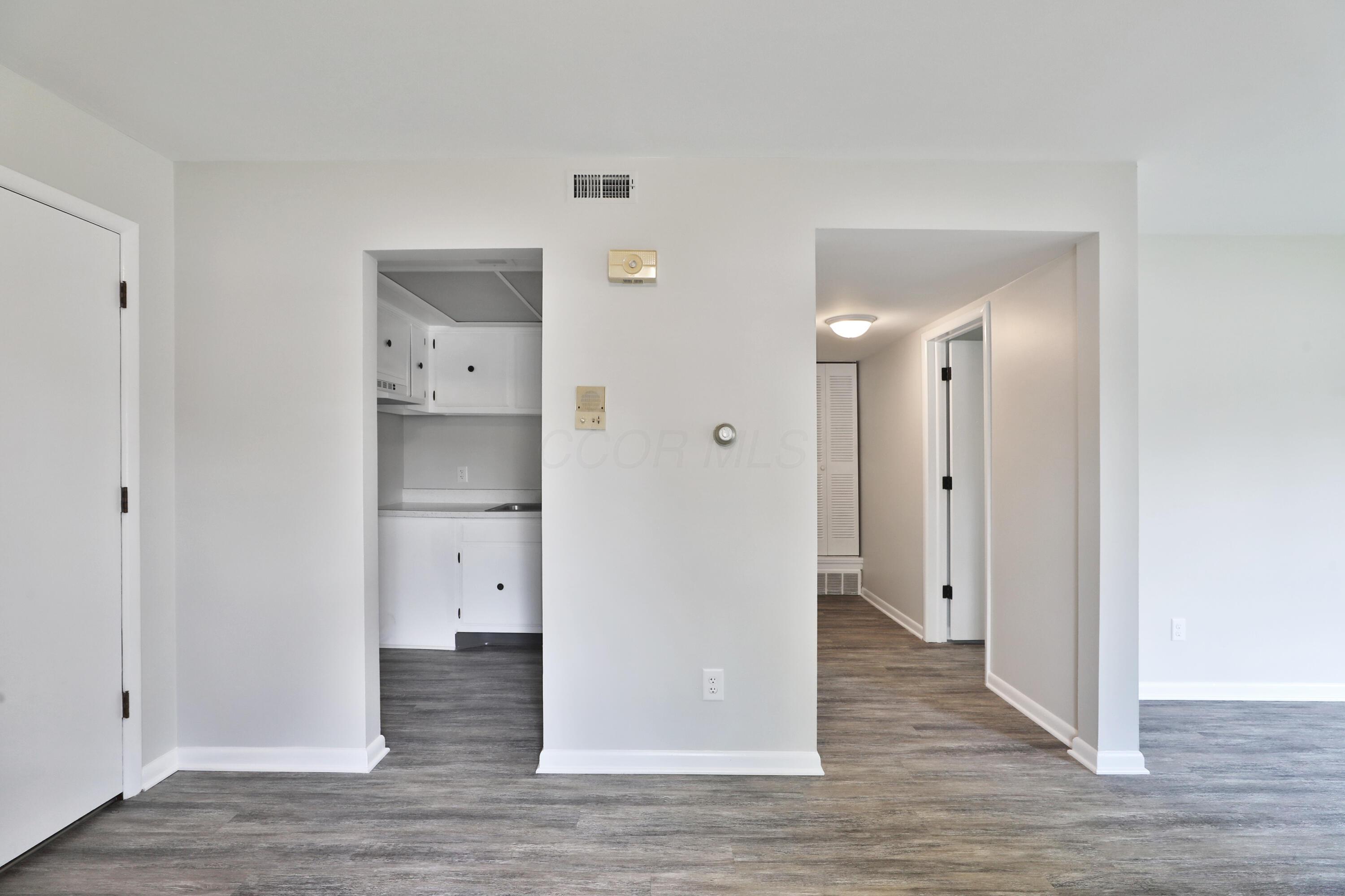 699 Wetmore Road, Unit G Columbus, OH 43214 - Photo 13 of 27 669-Wetmore-13