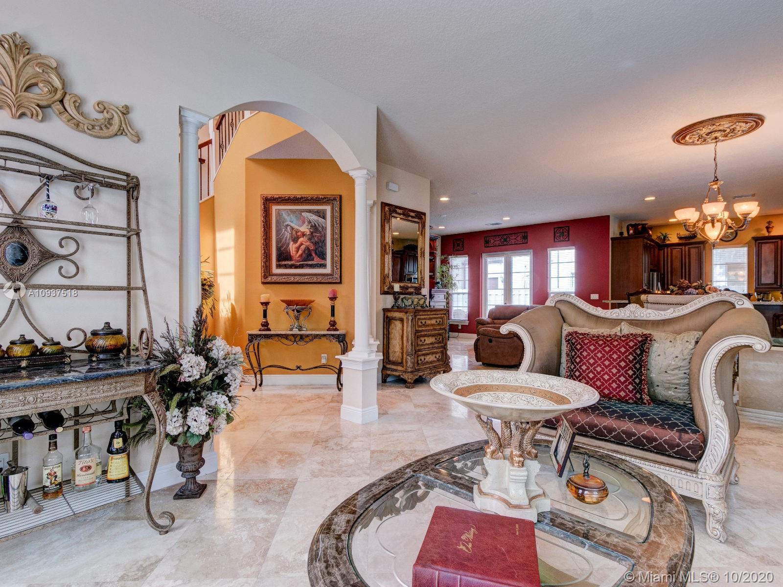 27 Via Poinciana Street Boca Raton, FL 33487 - Photo 6 of 33