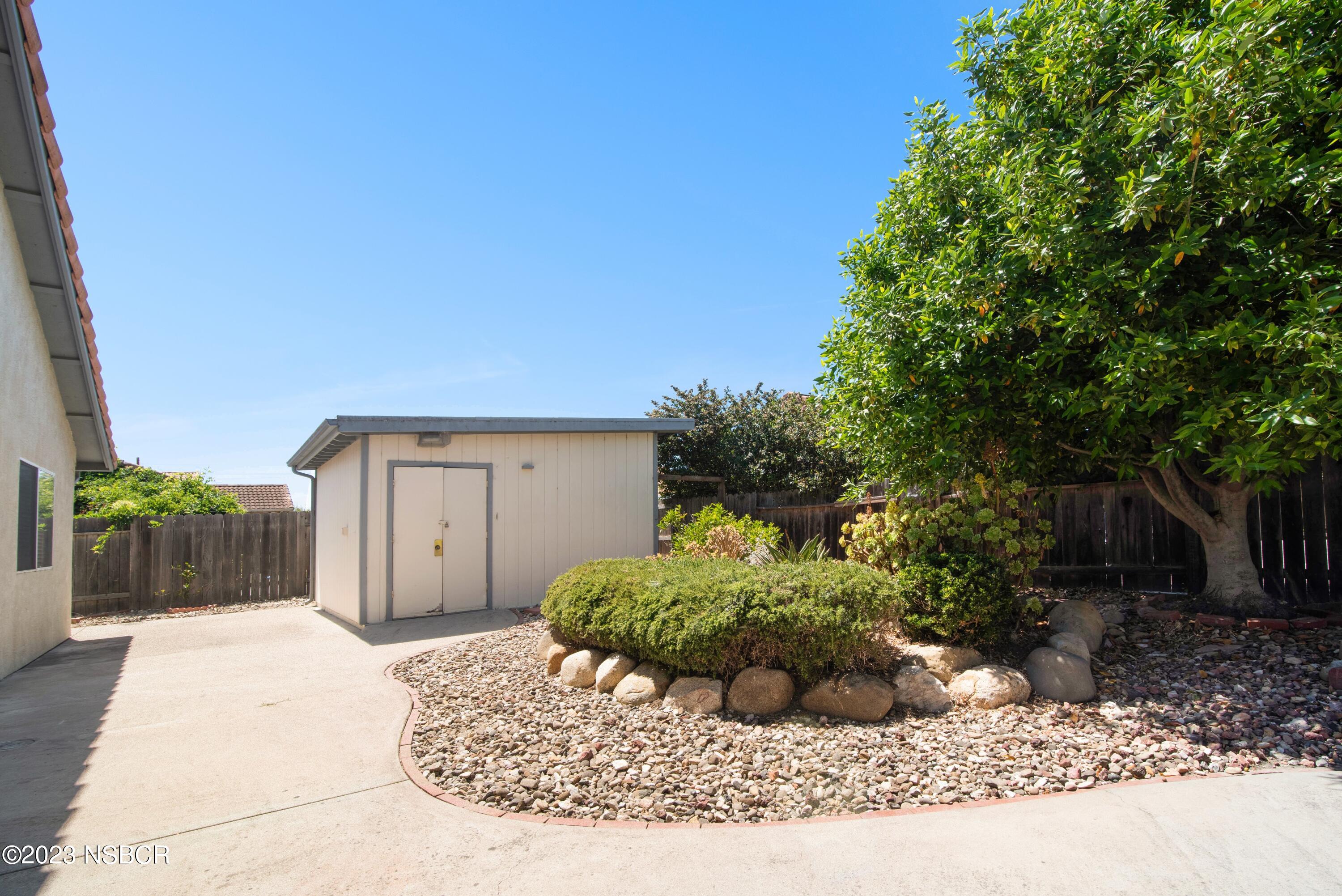 821 Calvert Avenue Lompoc, CA 93436 - Photo 22 of 29 021_KKP 4727