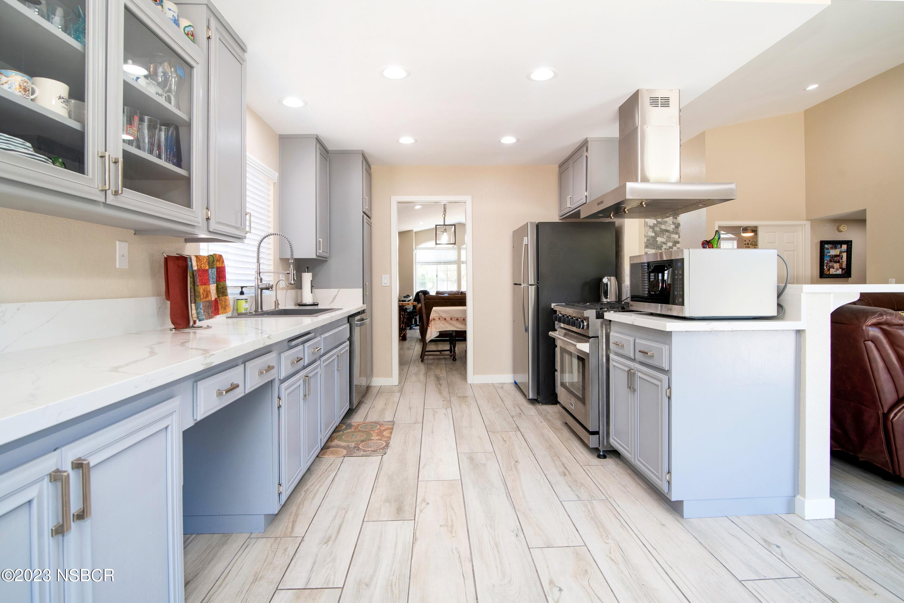 821 Calvert Avenue Lompoc, CA 93436 - Photo 8 of 29 006_KKP 4549