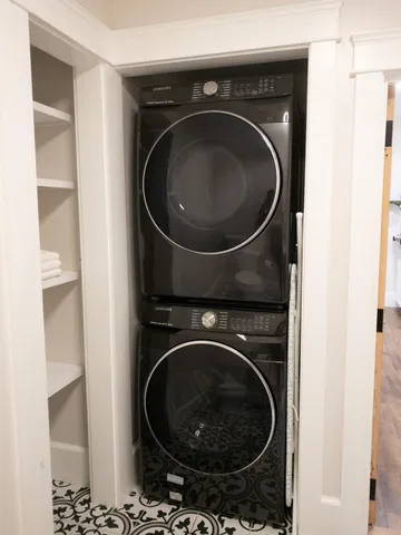 $1,100,000 | 38 South Street, Biddeford, ME 04005