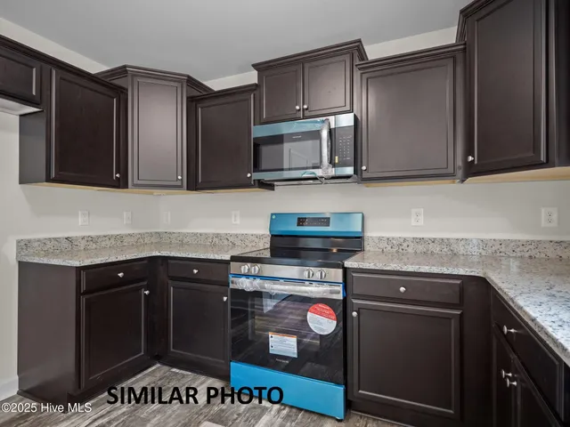 $362,900 | 767 Aria Lane, Hubert, NC 28539