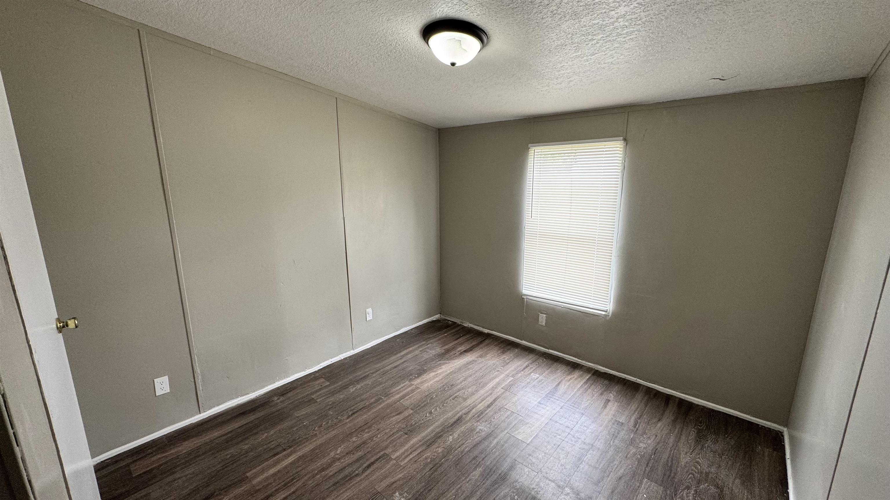 288 West Brooks Road Memphis, TN 38109 - Photo 6 of 14