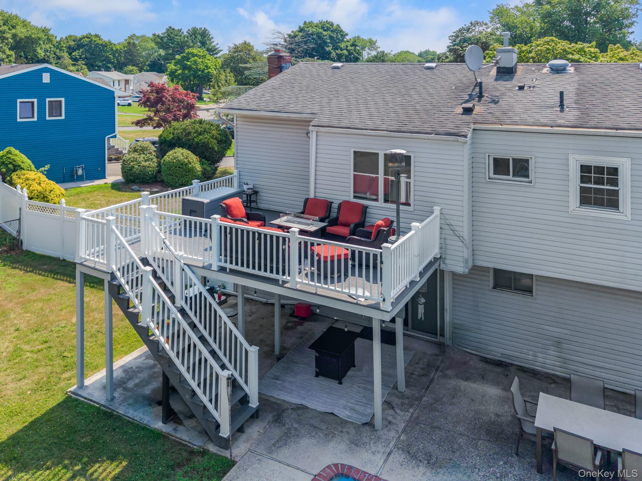 40 Peppermint Road Commack, NY 11725 - Photo 29 of 32
