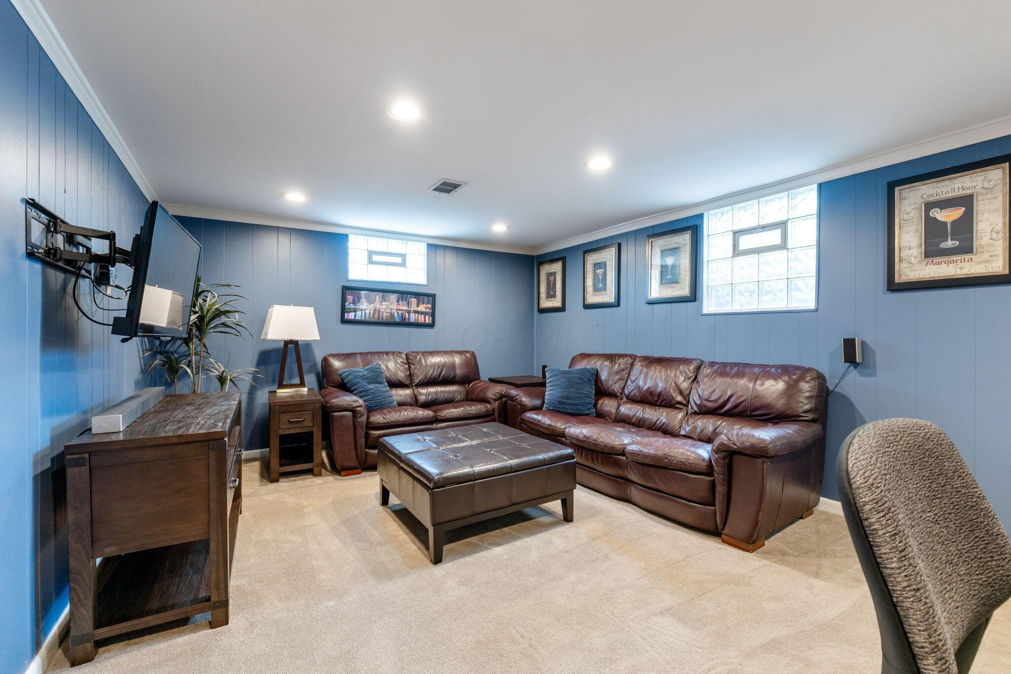 2211 Sheringham Road Columbus, OH 43220 - Photo 50 of 73 2211 Sheringham Rd (Interior)-58