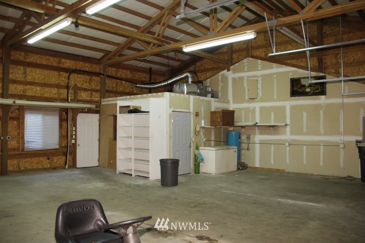 19125 Melon Street Southwest Rochester, WA 98579 - Photo 7 of 14