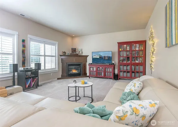 $1,097,000 | 629 Emory Drive, Snohomish, WA 98290