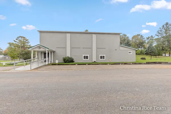 $195,000 | 207 Clark Street, Six Lakes, MI 48886