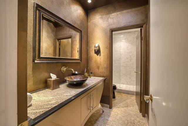 $3,200 | 17 Lakeshore Drive, Rancho Mirage, CA 92270