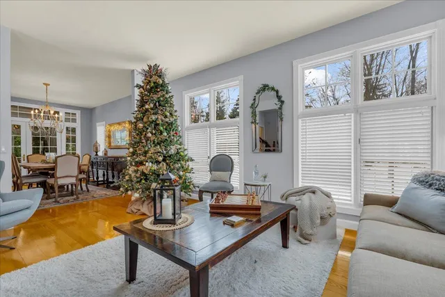 $1,250,000 | 31495 Sleepy Hollow Lane, Beverly Hills, MI 48025