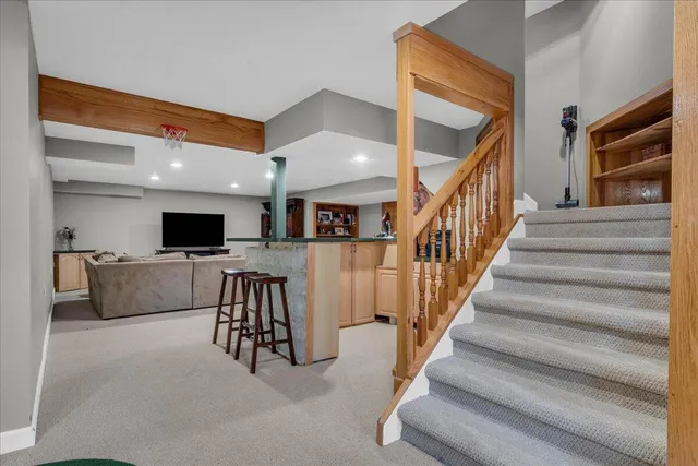 $1,250,000 | 31495 Sleepy Hollow Lane, Beverly Hills, MI 48025