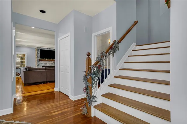 $1,250,000 | 31495 Sleepy Hollow Lane, Beverly Hills, MI 48025