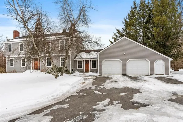 $739,900 | 90 Tuttle Road, Sterling, MA 01564