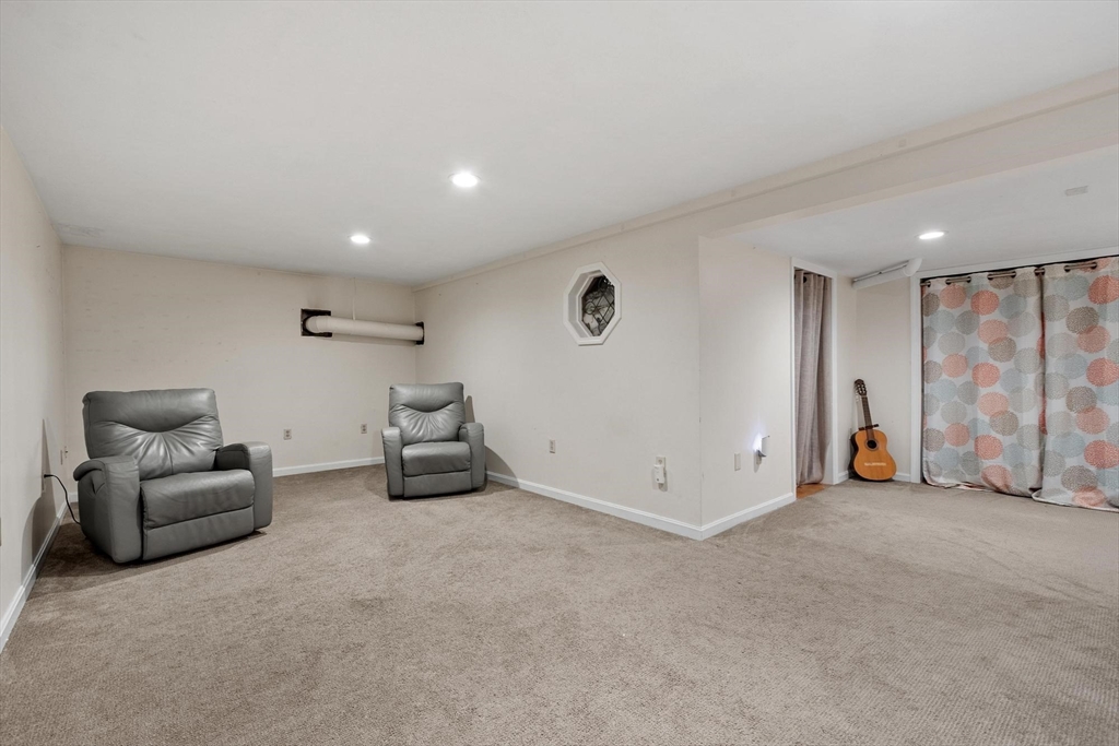 90 Tuttle Road Sterling, MA 01564 - Photo 31 of 42