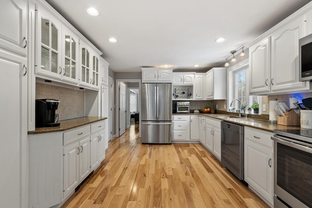90 Tuttle Road Sterling, MA 01564 - Photo 8 of 41 Gallery Image 8