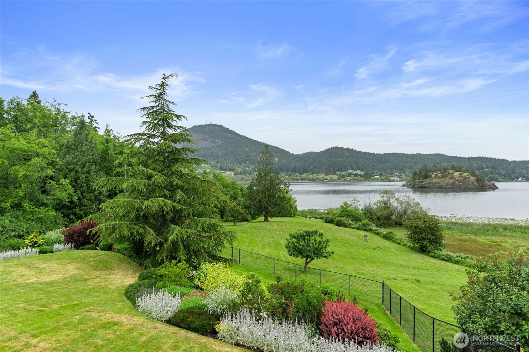 5663 South Campbell Lake Road Anacortes, WA 98221 - Photo 30 of 40