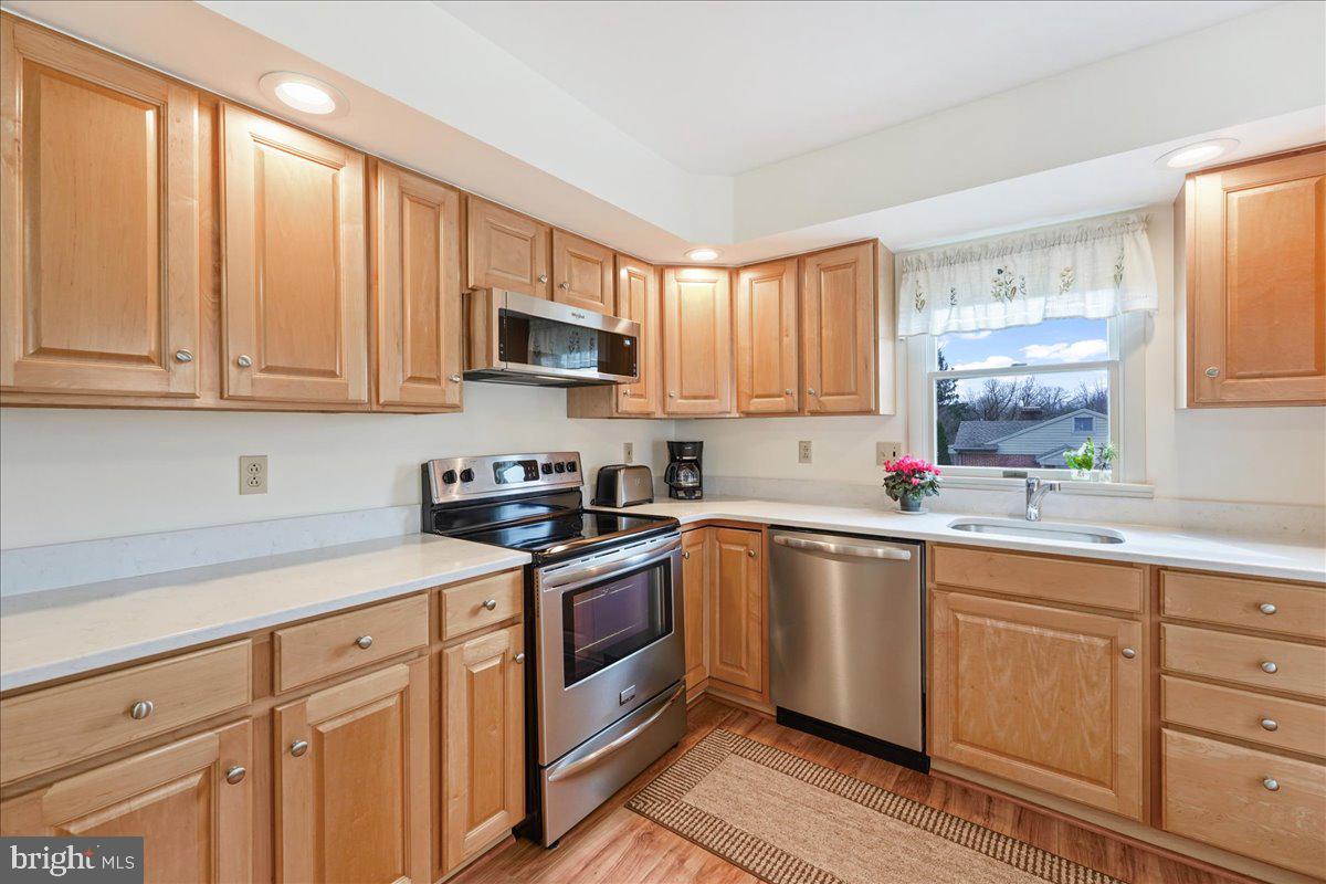 531 Richards Road Kennett Square, PA 19348 - Photo 13 of 39 Stainless