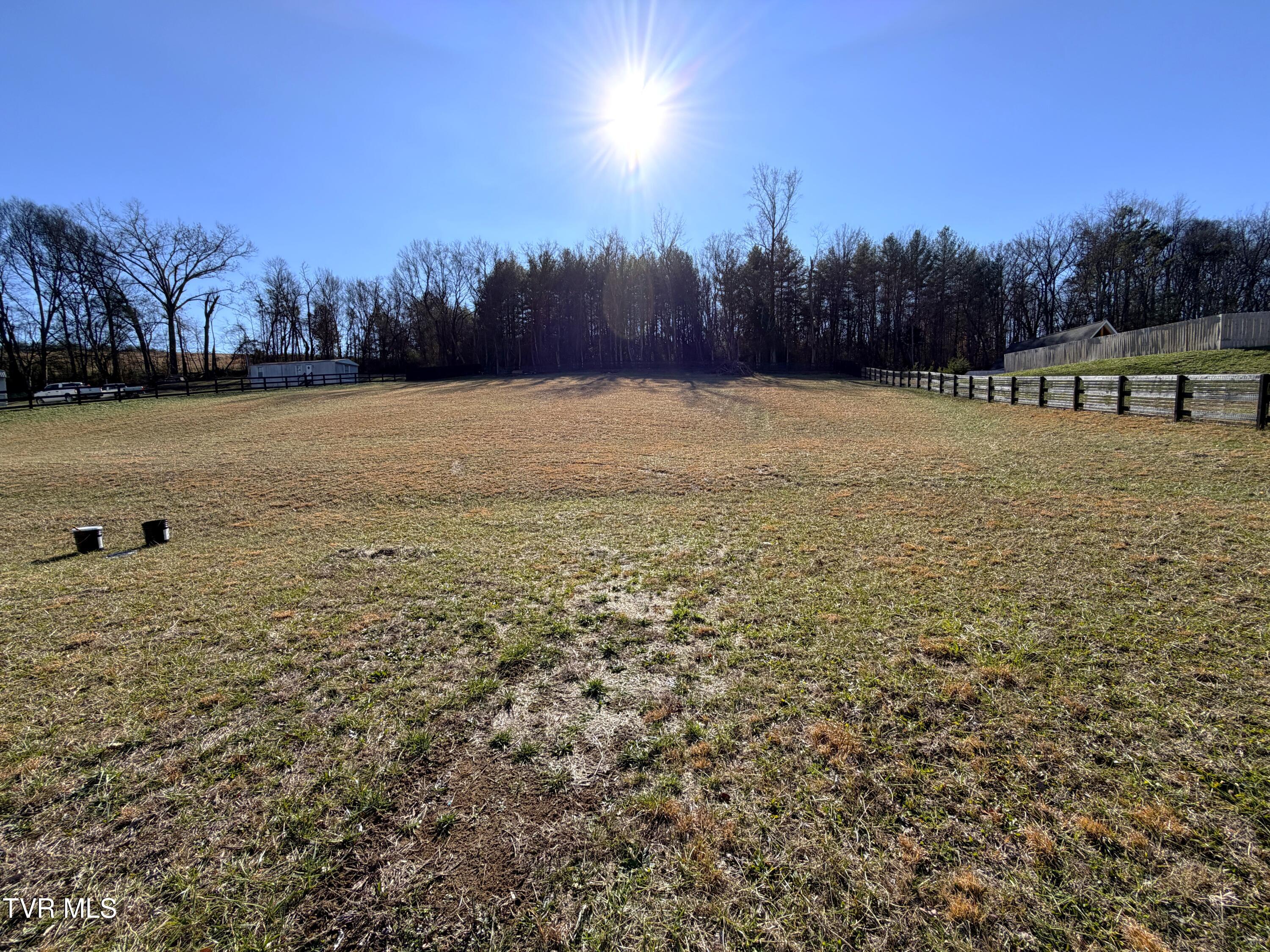 7035 Armory Road, Unit 2 Newport, TN 37821 - Photo 4 of 7 IMG_0317