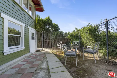 $985,000 | 1441 Avon Terrace, Los Angeles, CA 90026