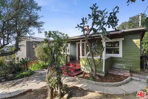 $985,000 | 1441 Avon Terrace, Los Angeles, CA 90026