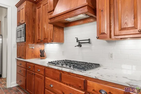 $1,100,000 | 34925 Perkins Road, Denham Springs, LA 70706